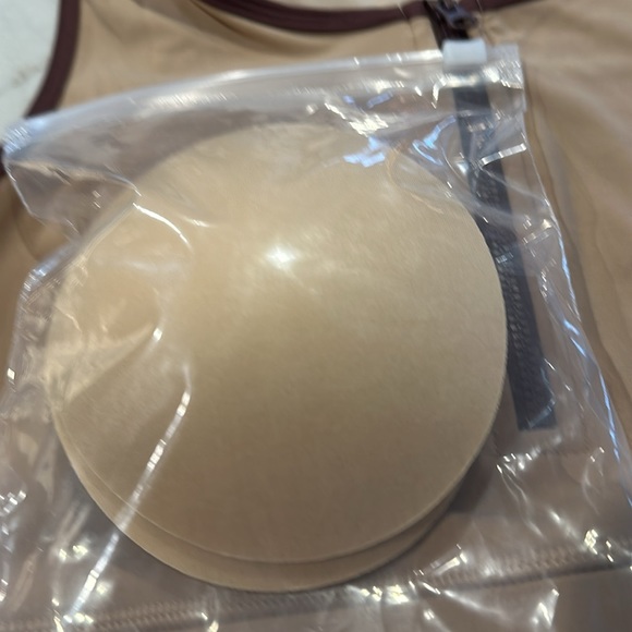 Zyia zippered bra, M, never worn. - Picture 3 of 4